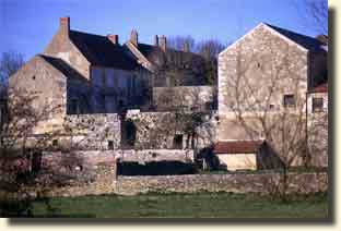 Br&egrave;ves maison